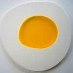 Friet Eggs Series - Spiegelei Figur, Tisch