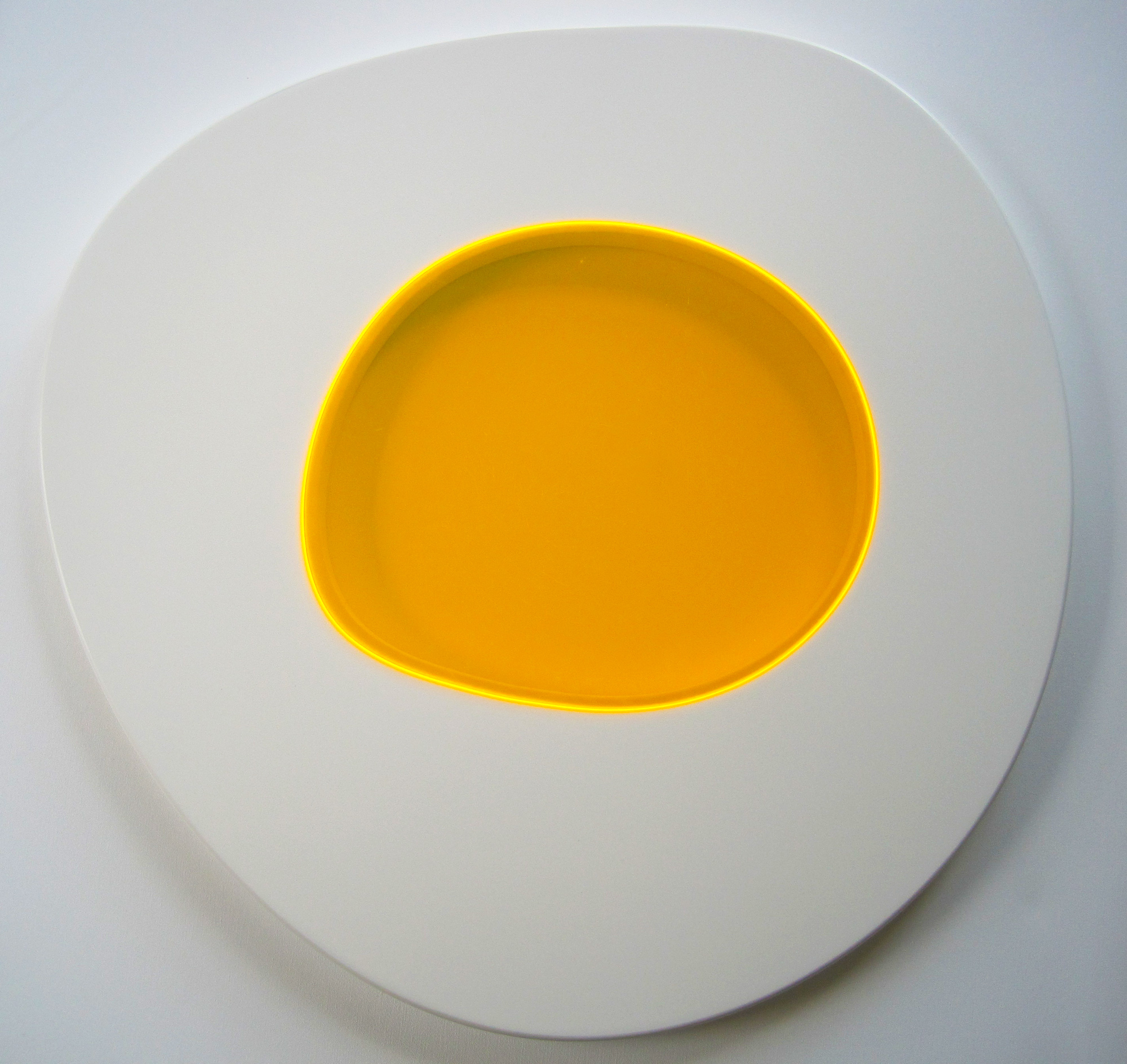 Friet Eggs Series - Spiegelei Figur, Tisch