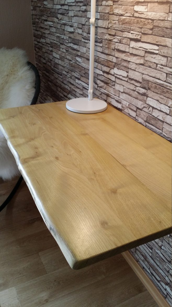 Robinie Schreibtisch-, Waschtisch-, Esstisch- oder Besprechungstisch-Platte, Baumkante