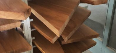 Holz-Treppenstufen, gewendelt aus Eiche